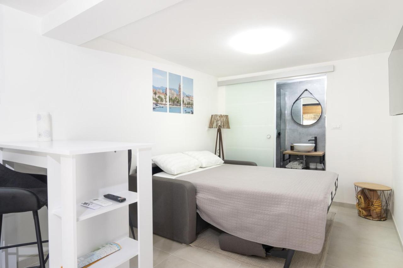Studio Tina In Centar With Parking Split Ngoại thất bức ảnh